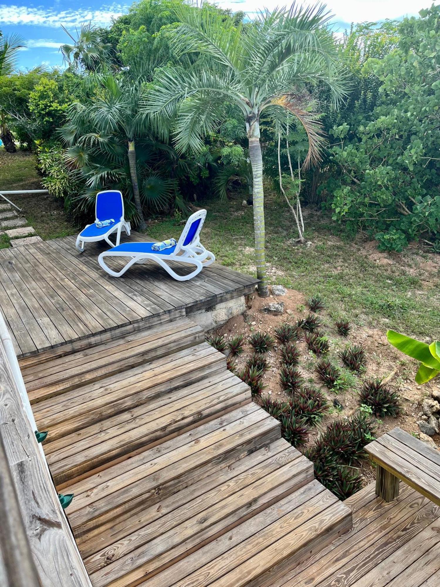 House Of Blue At Turtle Cove Long Island Bahamas Exterior foto